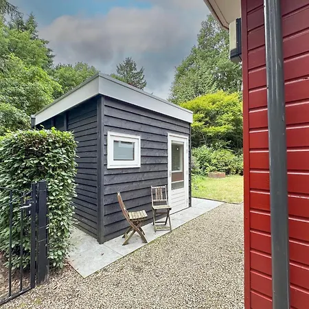 De Paradijsvogel בית נופש *