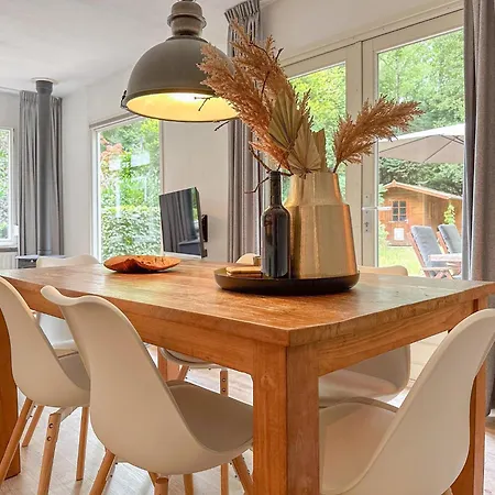 De Paradijsvogel בית נופש *